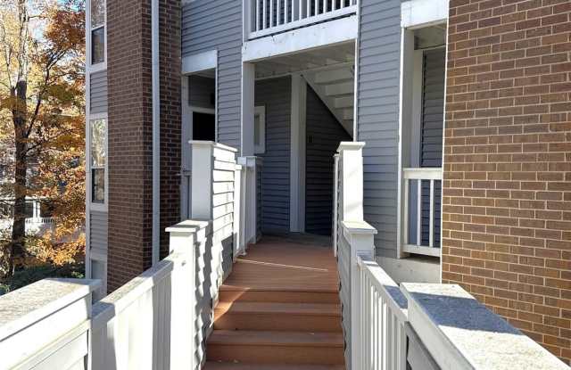 2518 Cranbrook Lane unit: 4