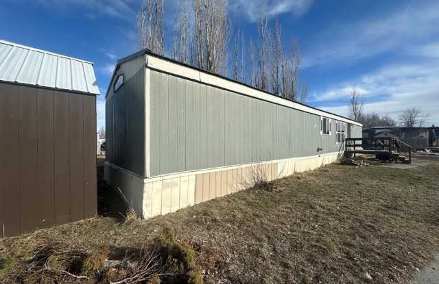 315 W Oak Street unit: #9