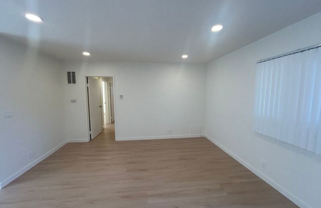 346 North Louise Street