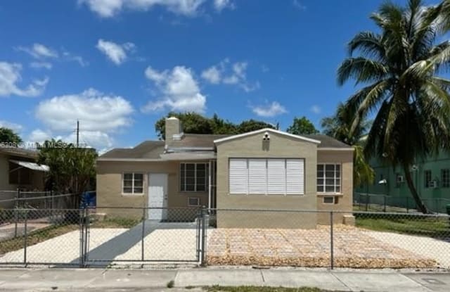 2139 SW 5th St - 2139 SW 5th St, Miami, FL 33135