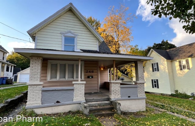 246 Quimby NE - 246 Quimby Street Northeast, Grand Rapids, MI 49505