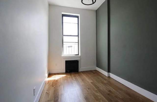 Photo of 344 Marion St