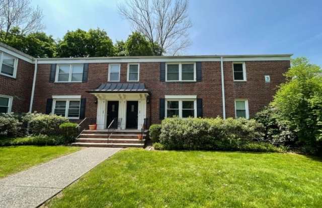 412 Morris Ave