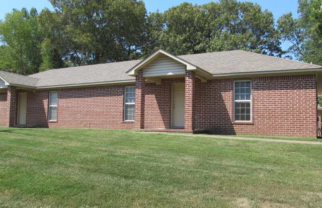 Photo of 1321 Turner Street - A