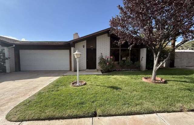 Photo of 543 S Main Street