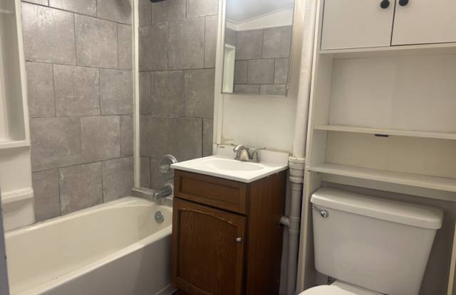 Photo of 527 9th Street Southwest - Lower