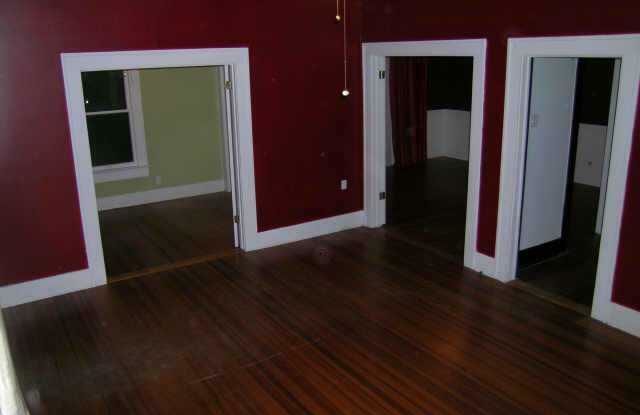 1604 Nickerson Street