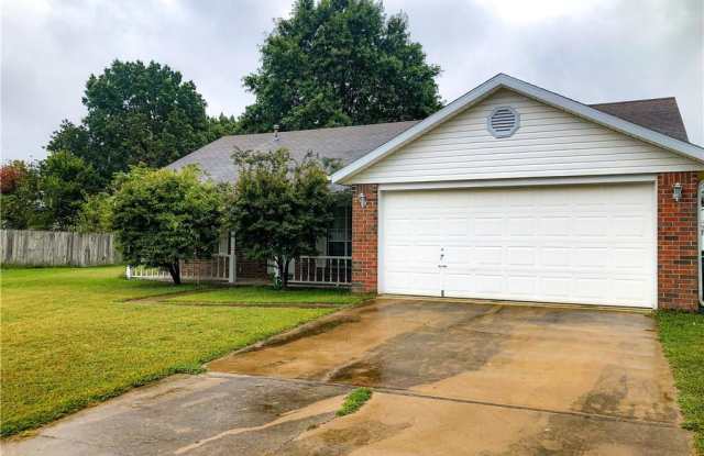 3003 Karen  AVE - 3003 Karen Avenue, Springdale, AR 72762