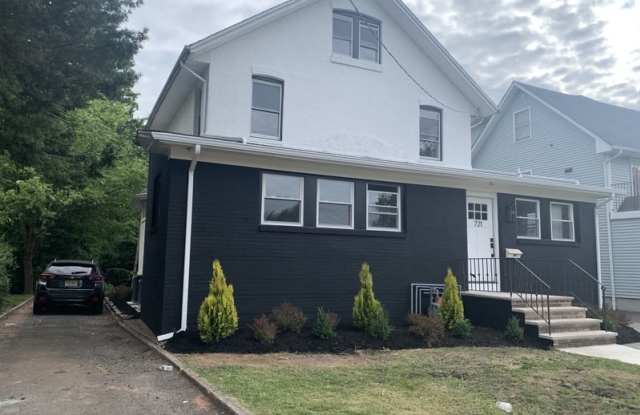 721 North Wood Avenue - 2