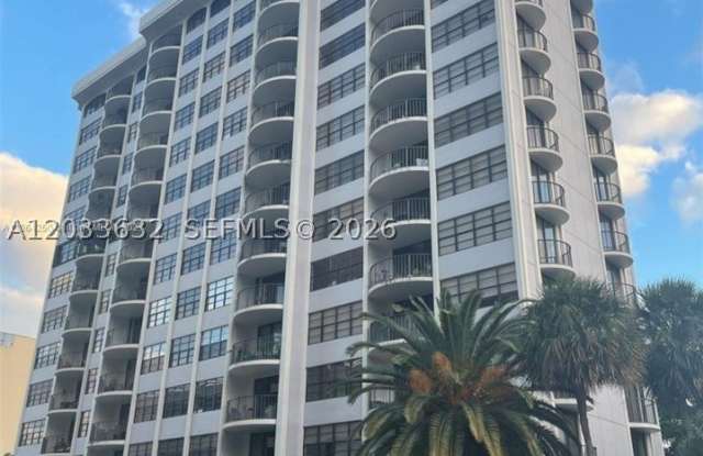 66 N Valencia Ave