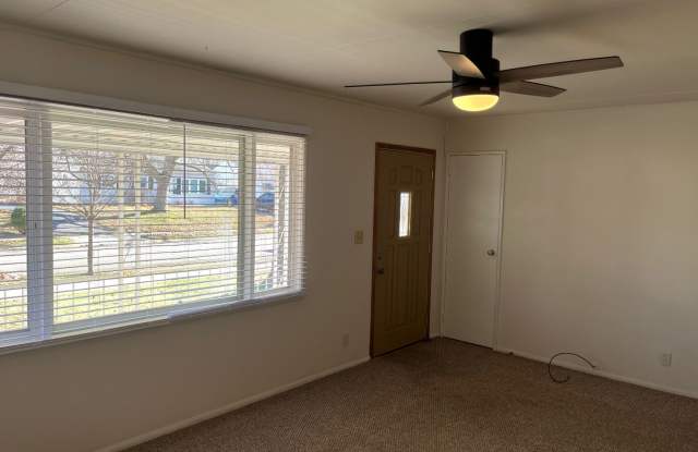 HOUSE…2 Bedroom 1 Bath