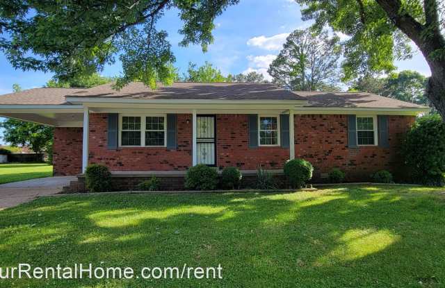 112 Lakeshore Dr - 112 Lakeshore Drive, Madison County, TN 38362