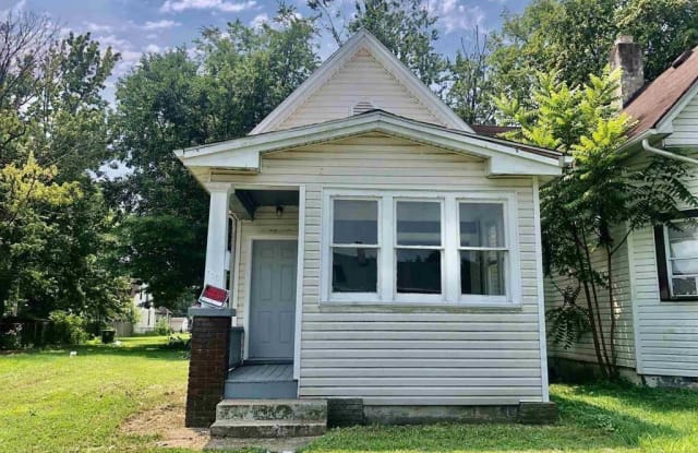 703 Jackson Avenue - 703 Jackson Avenue, Evansville, IN 47713