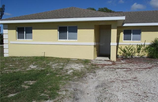 2201 Daniel AVE - 2201 Daniel Ave, Lehigh Acres, FL 33971