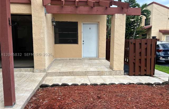 301 W Park Dr