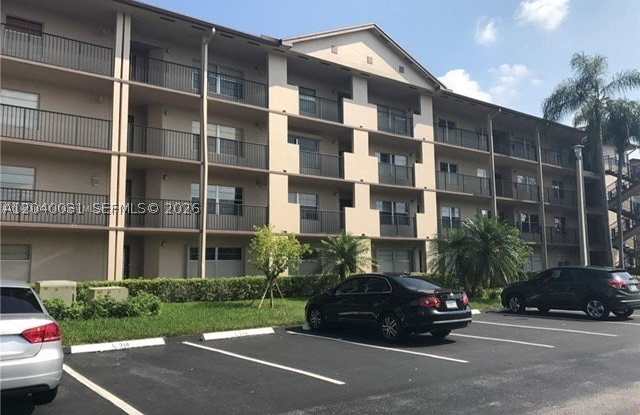 13105 SW 16th Ct