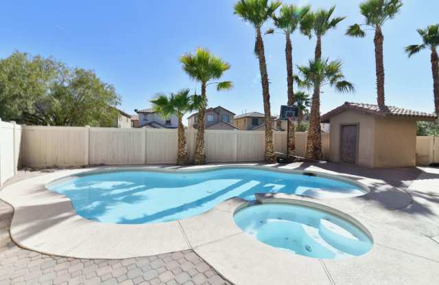 Spacious 4Bed/2Bath/2Car Home located in North Las Vegas w/ Pool!