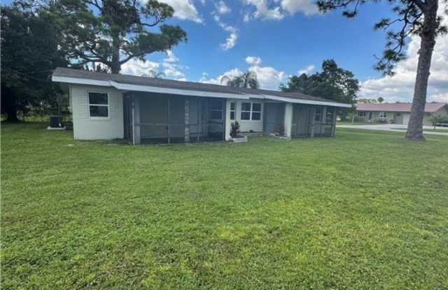 Photo of 1111 Palm Avenue