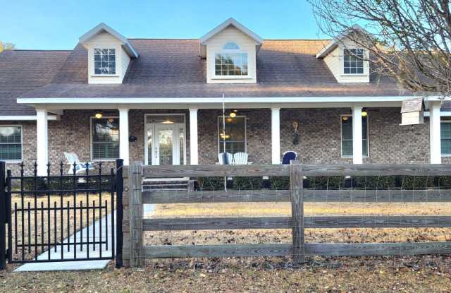 Beautifully updated 3-bedroom, 2.5-bath home in a picturesque country setting