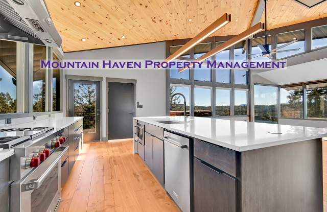 Photo of 11845 US Highway 285