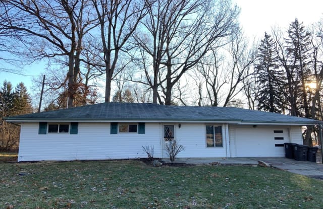 4517 Dicke Rd - 4517 Dicke Road, Fort Wayne, IN 46804