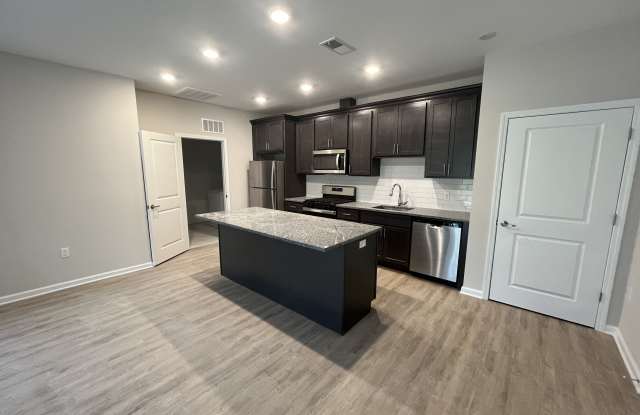 214 Tower Ridge CircleBuilding 200