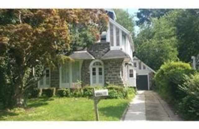 5204 OVERBROOK Avenue