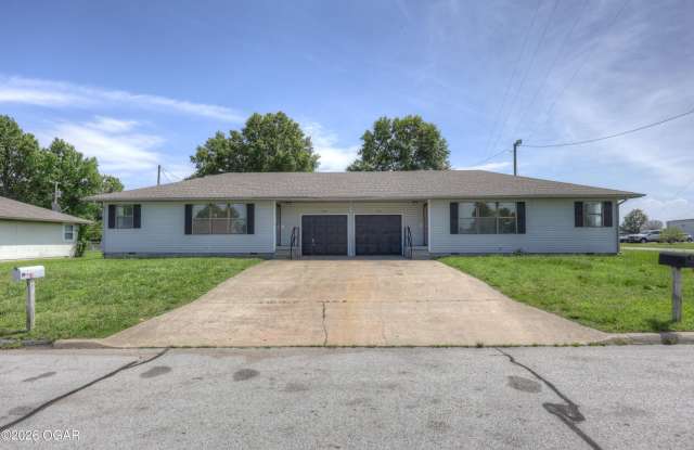 3040 W 15th Street
