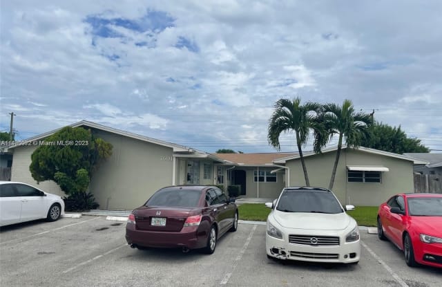 7601 Venetian St - 7601 Venetian Street, Miramar, FL 33023