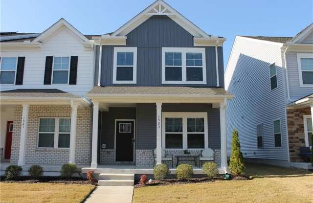 Photo of 1523 Stanford Lane