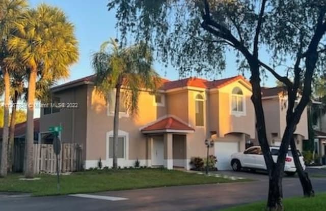 5773 NW 99th Pl - 5773 Northwest 99th Place, Doral, FL 33178