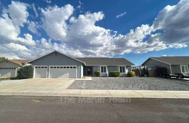 Photo of 455 Mallard Way