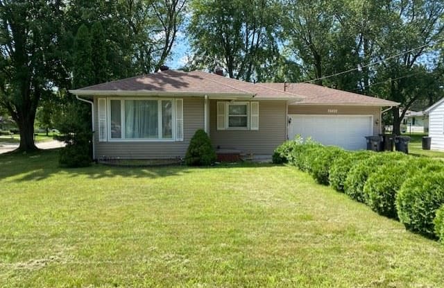 2723 Romence Rd - 2723 Romence Road, Portage, MI 49024