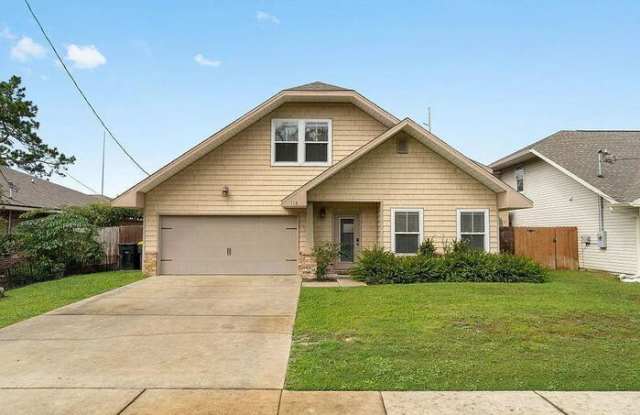 116 Jonquil Avenue Northwest