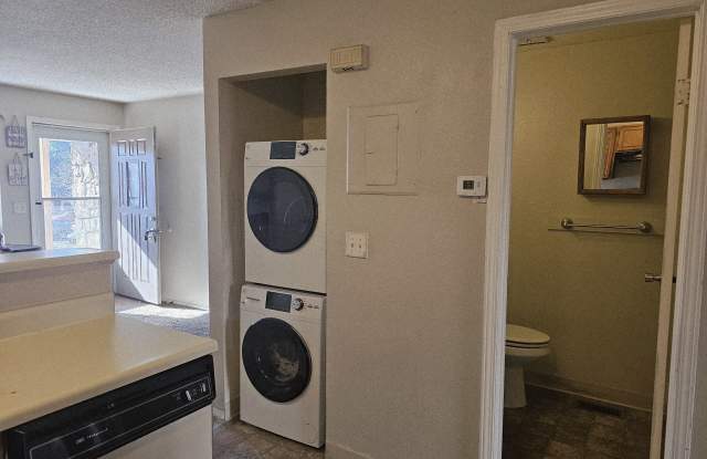 4521 S. Crystal Way E292