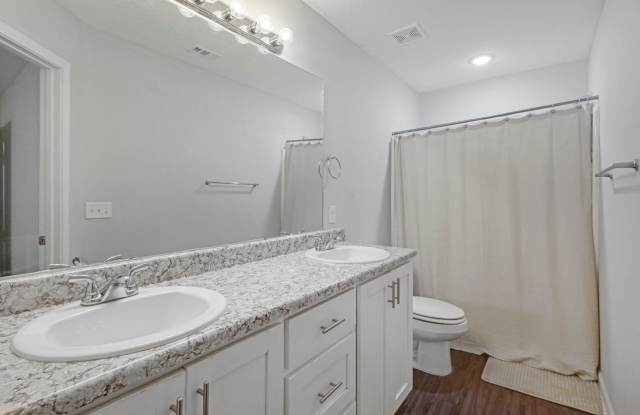 3bd 2ba HOME FOR RENT!