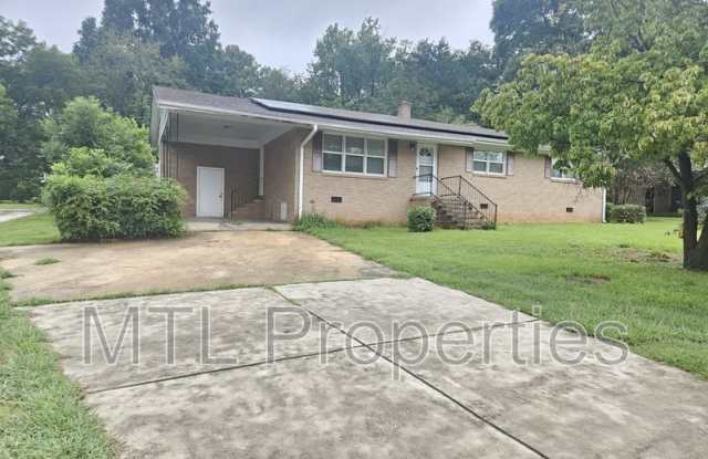 924 Cherry Road