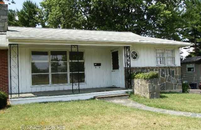 3 Bedroom, 2 Bath House