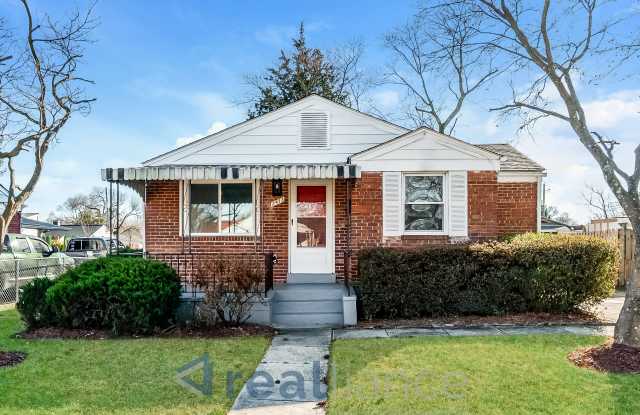 Photo of 2413 Chapman Rd