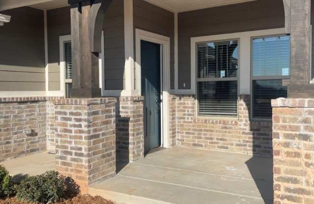 13516 Arrowhead Boulevard