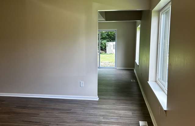 3561-3563 Valencia Street - 3561