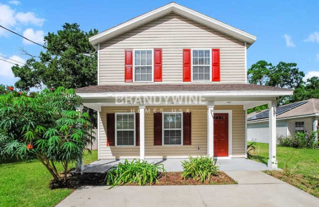 1571 North Whitney Street