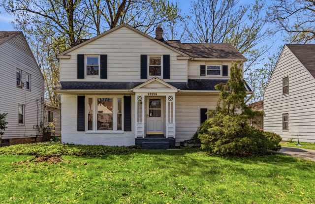 Charming 3BR Home in Warrensville Heights | Fresh Interior + New Roof | CMHA Welcome