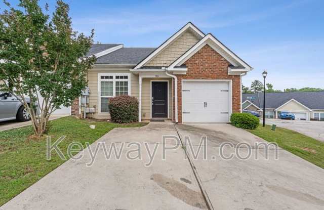 801 Trailside Court