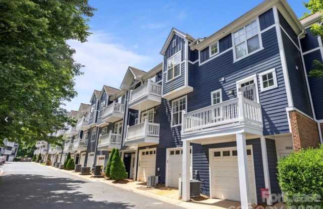 1600 Walnut View Drive