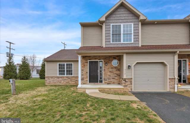 Photo of 523 ELM Street