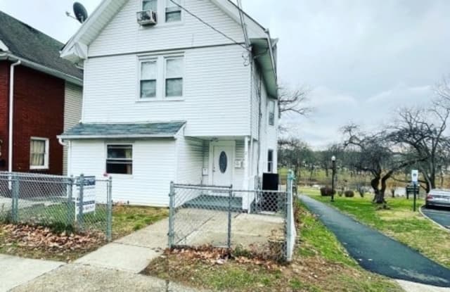 2 Home Pl - 2 Home Place, Clifton, NJ 07011