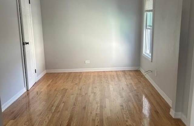 Photo of 2 McKee Street unit: 3