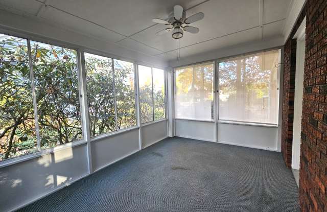 107 Upper Knapp Road