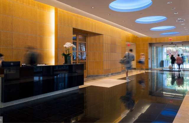 Photo of 205 W WASHINGTON Square unit: 2203